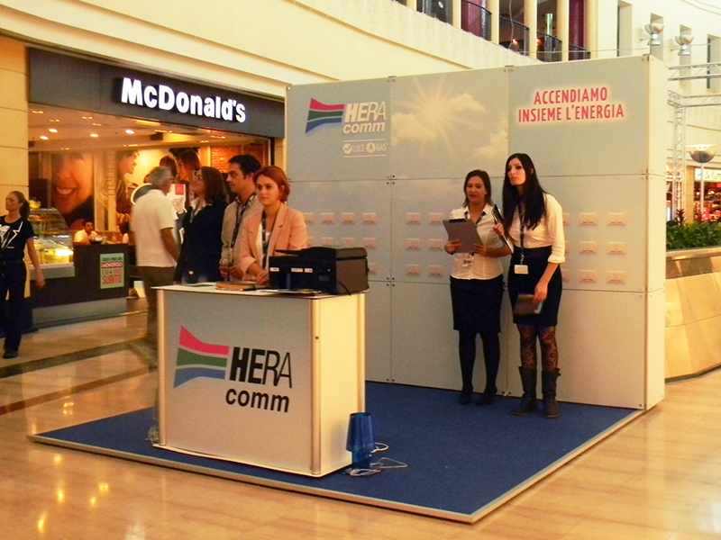 Foto modulare struktur Quadra Kube 16 Fastand accessori stand fiera