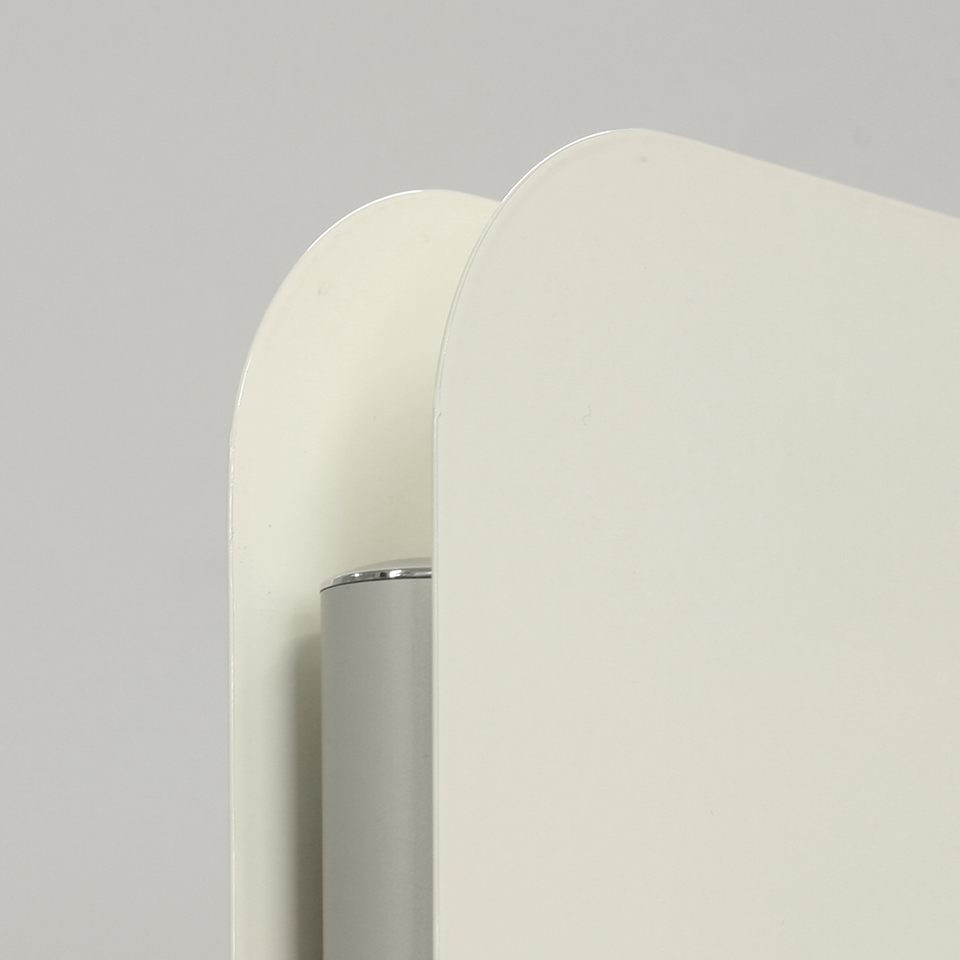 dettaglio-porta-poster-bifacciale Fertig infostander