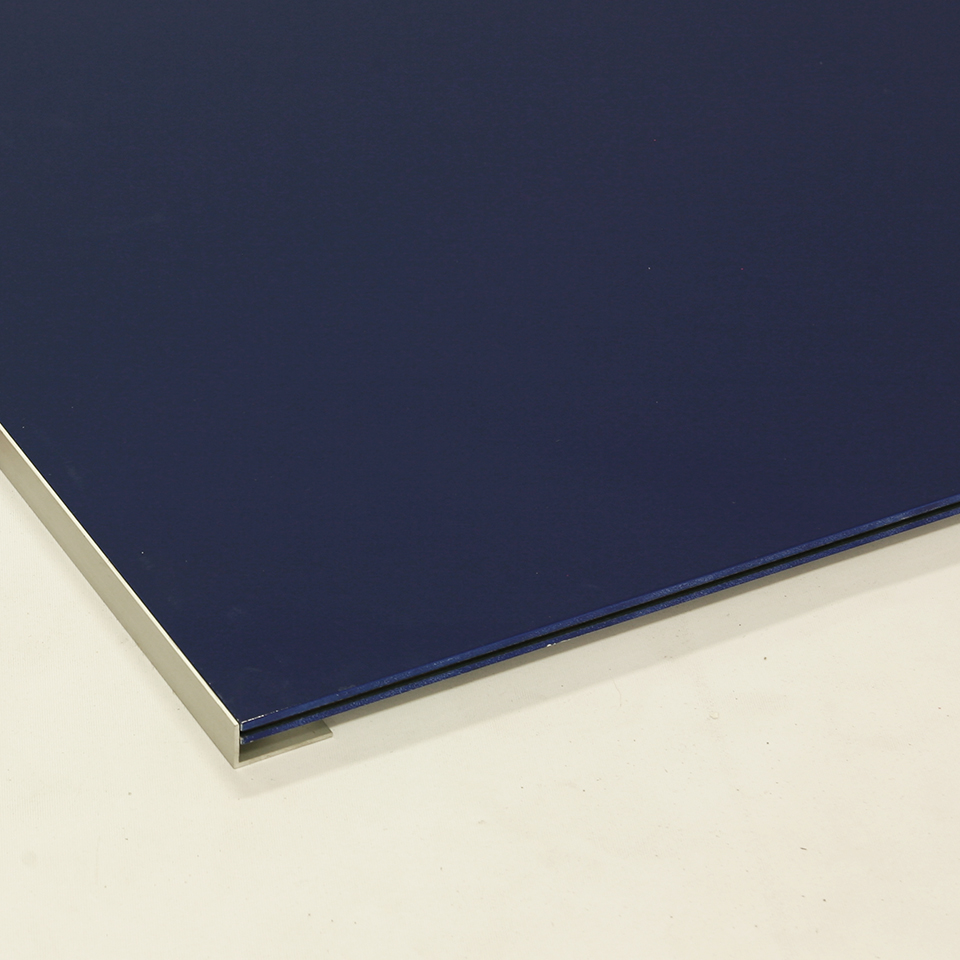 quadrotte-colorate-pavimento-stand-fiera