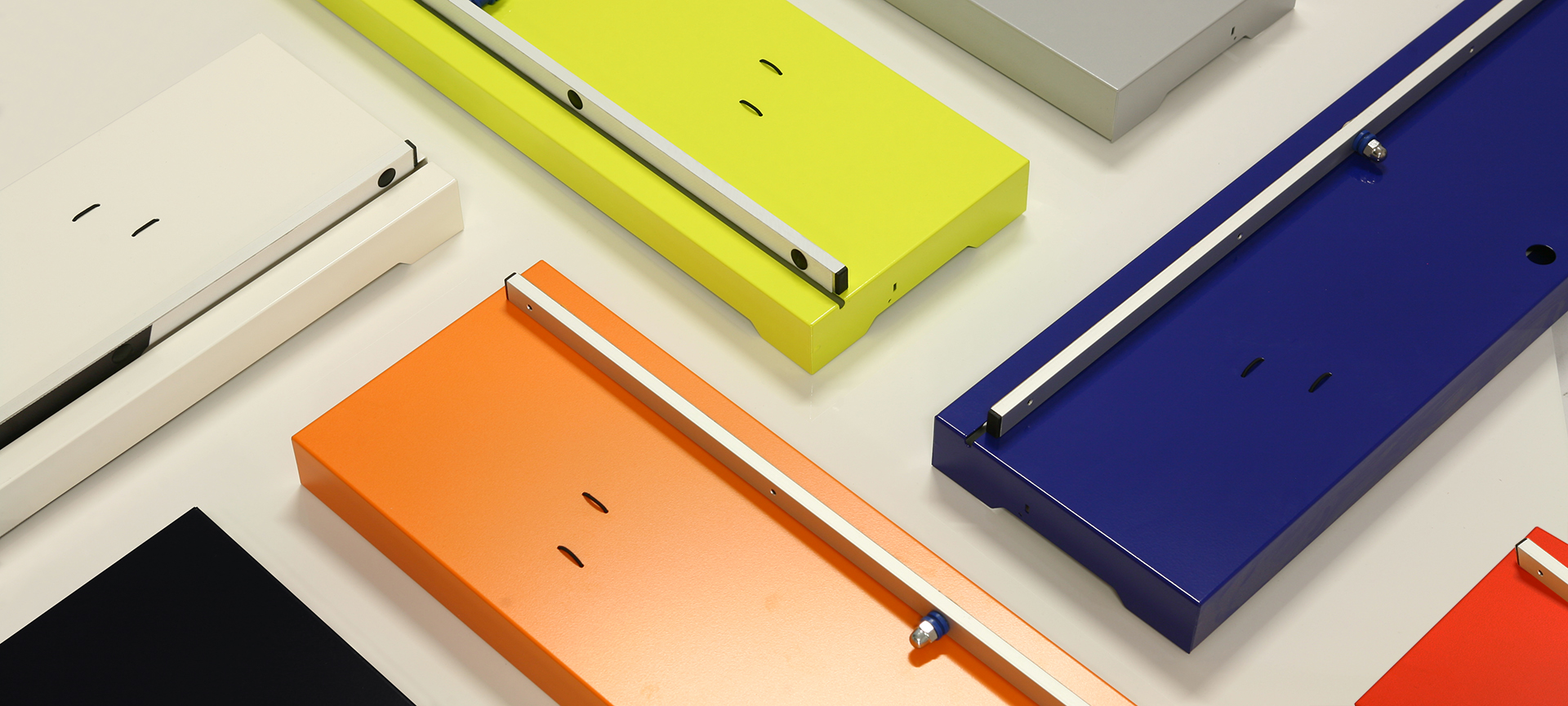 il roll-up bannerdisplay farbig