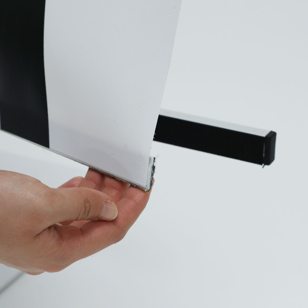 Teleskopischer Bannerständer